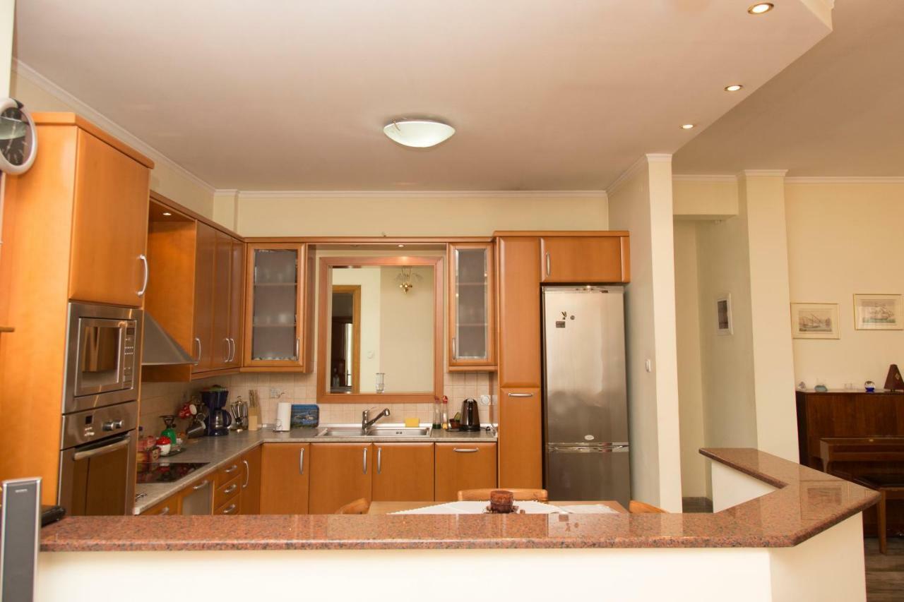 Veta'S Spacious Central Apartment เซเรส ภายนอก รูปภาพ