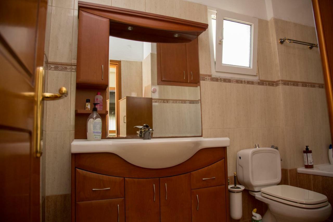 Veta'S Spacious Central Apartment เซเรส ภายนอก รูปภาพ
