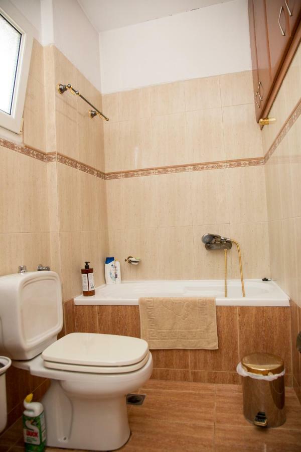 Veta'S Spacious Central Apartment เซเรส ภายนอก รูปภาพ